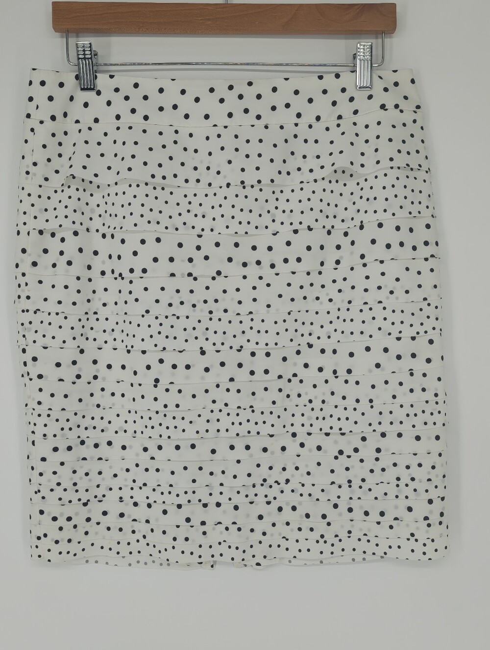 White House Black Market Skirt Size 8